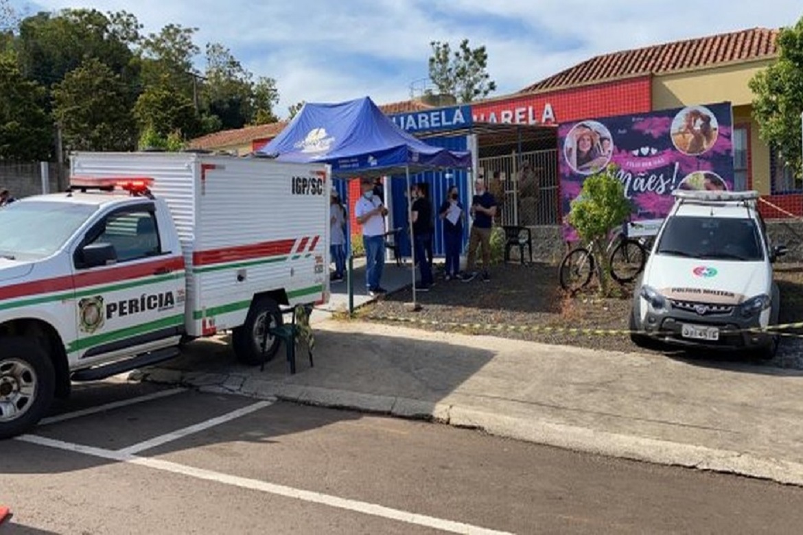  Jovem invade creche e mata cinco pessoas, em Santa Catarina