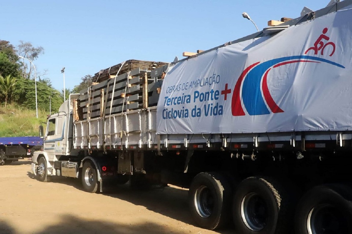  Estruturas para obras de ampliação da Terceira Ponte começam a chegar no ES