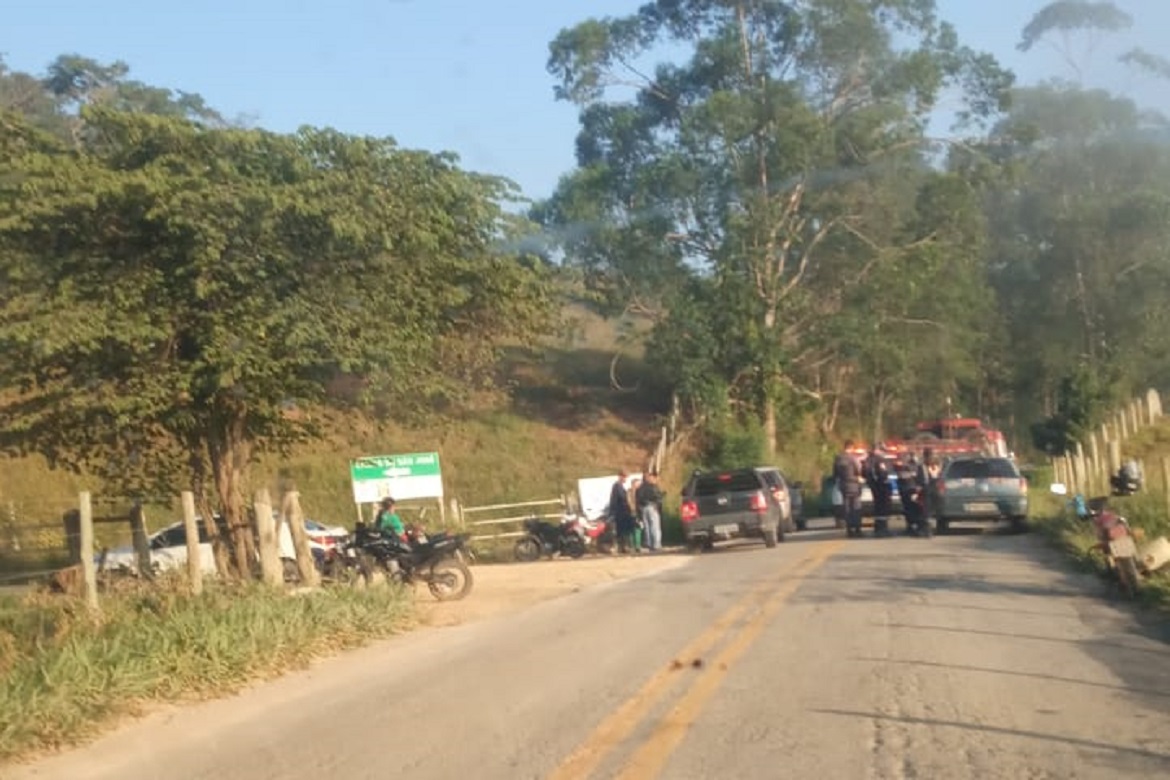  Motociclista morre após caminhão passar por cima dela em Castelo