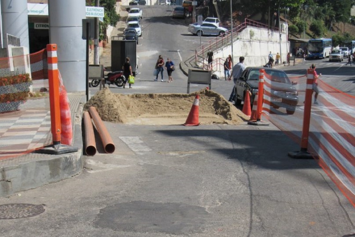  Mais um ponto de lançamento de esgoto será retirado do rio Itapemirim