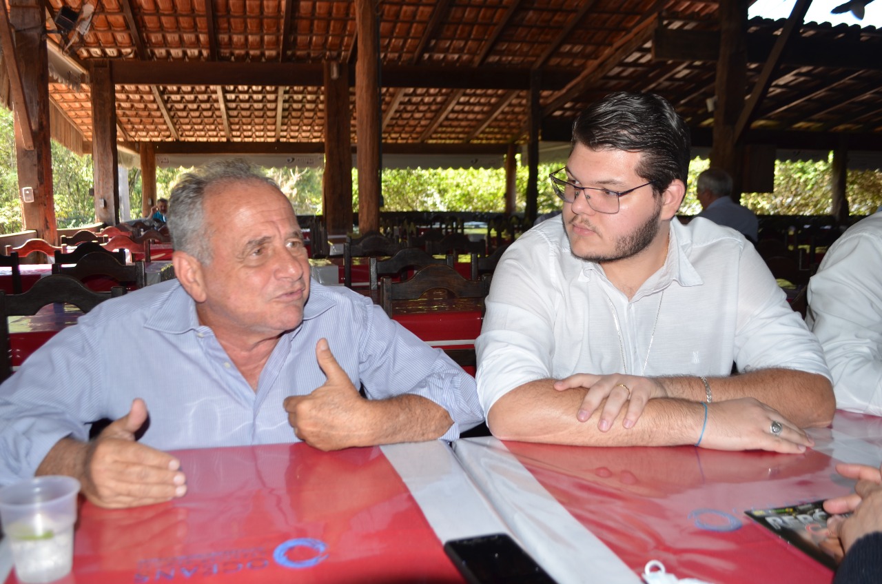  Manato lança pré-candidatura ao Governo em Cachoeiro