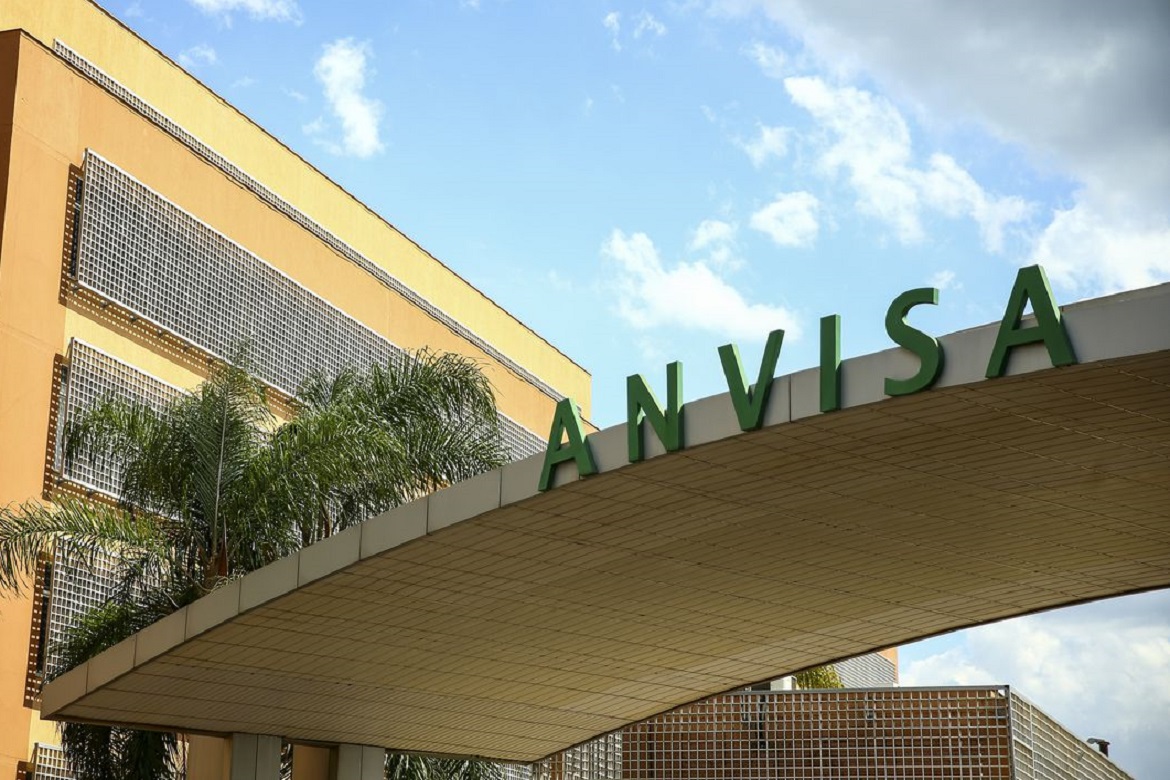  Anvisa aprova medicamento para tratamento da Covid-19