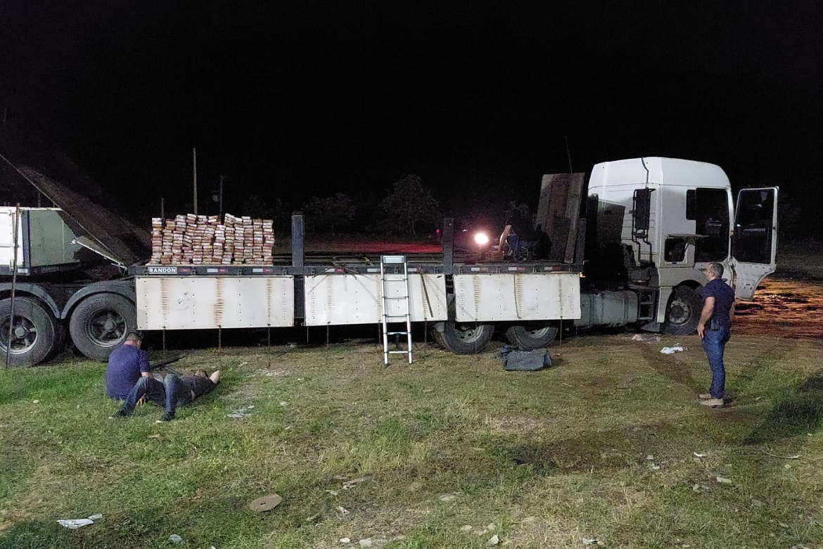  Polícia Civil apreende 350 kg de cocaína em Cachoeiro