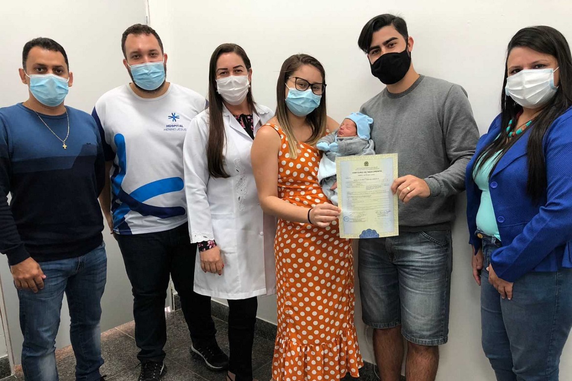  Bebês que nascerem em Hospital no litoral sul já vão sair da Maternidade com certidão de nascimento