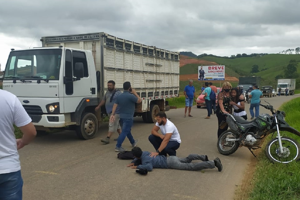  Acidente deixa motociclista ferido na Rodovia ES 484