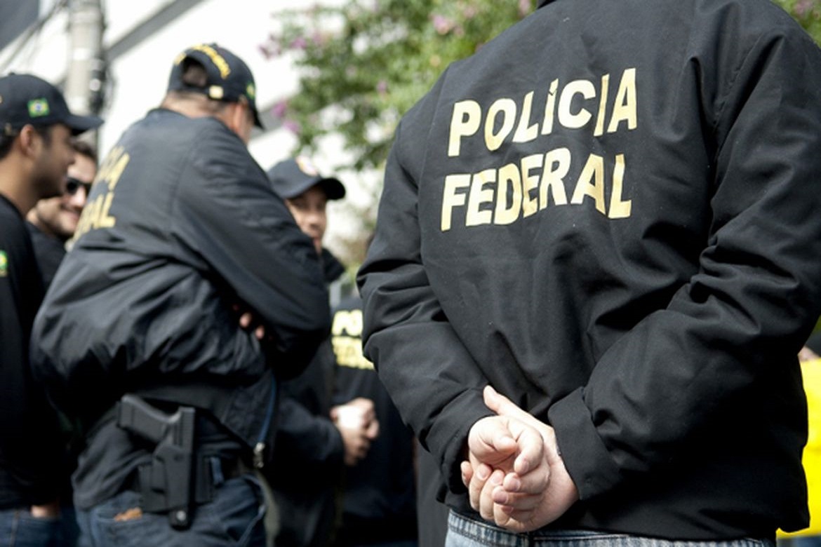  PF realiza operação para apurar lavagem de dinheiro e corrupção de agentes políticos do Governo Federal