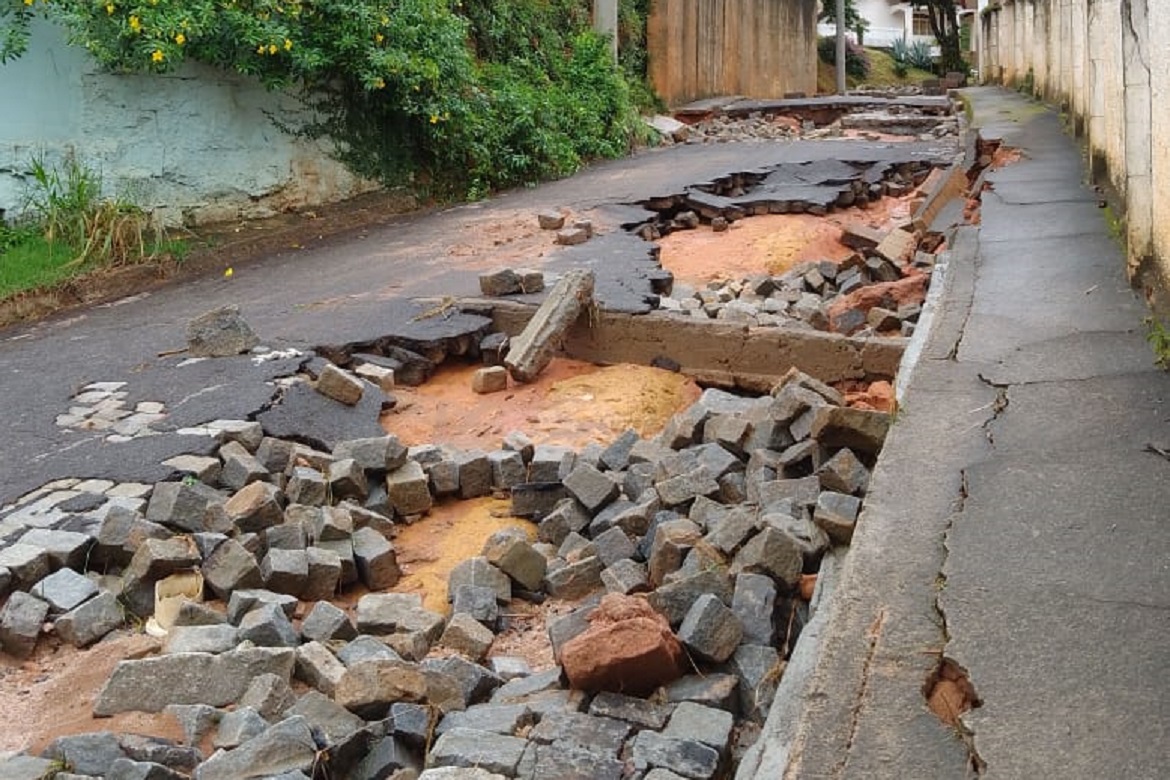  Cidades contabilizam prejuízos após temporal