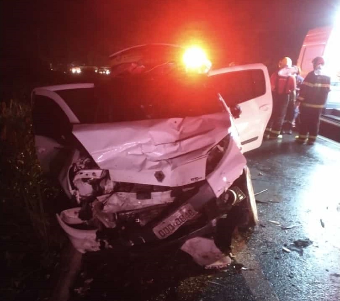  Grave acidente na BR-262, em Domingos Martins, deixa seis pessoas feridas