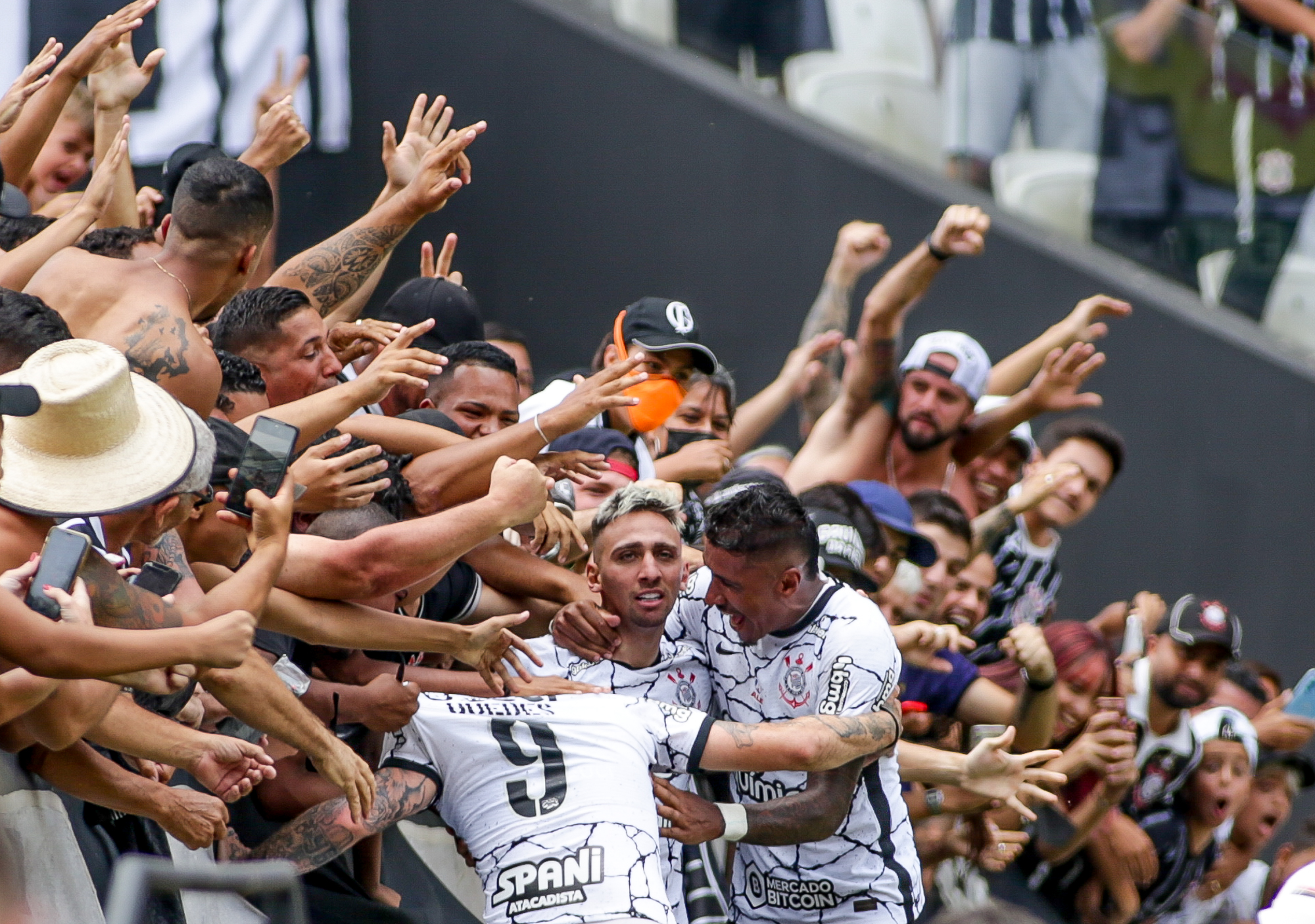  Corinthians vence o Red Bull Bragantino na Neo Química Arena, pelo Paulistão