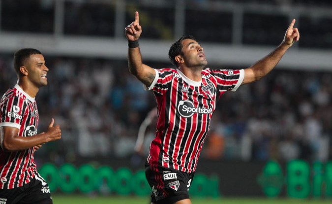  São Paulo bate o Santos fora de casa e vence o primeiro clássico de 2022