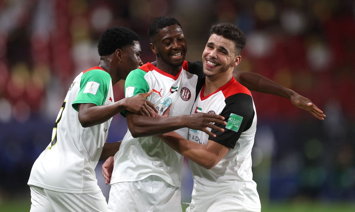  Mundial de Clubes inicia com goleada do Al Jazira sobre rival do Taiti