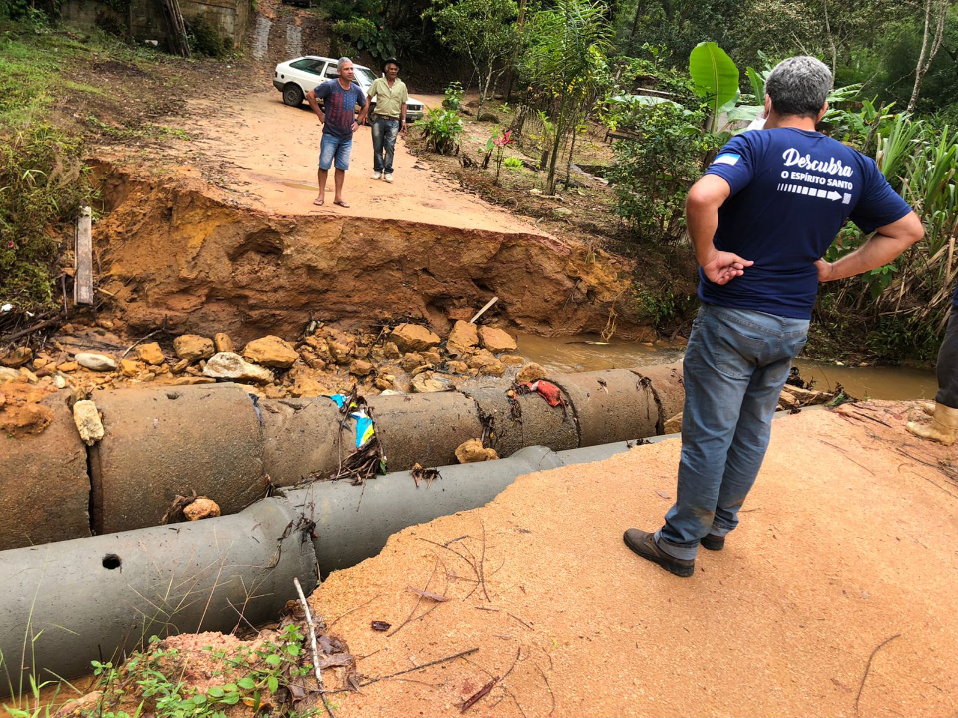  Chuvas voltam a fazer estragos em Vargem Alta e deixa moradores sem acesso