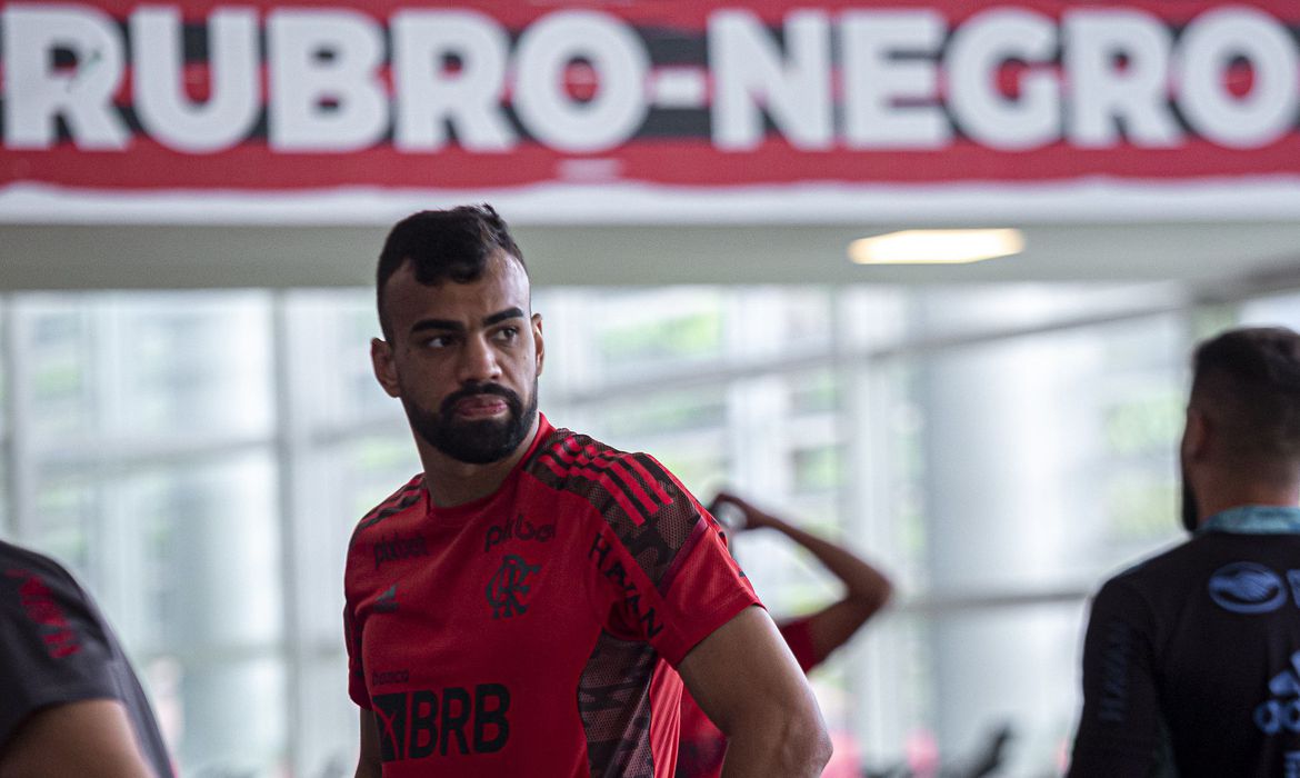  Flamengo contrata Fabrício Bruno para reforçar setor defensivo