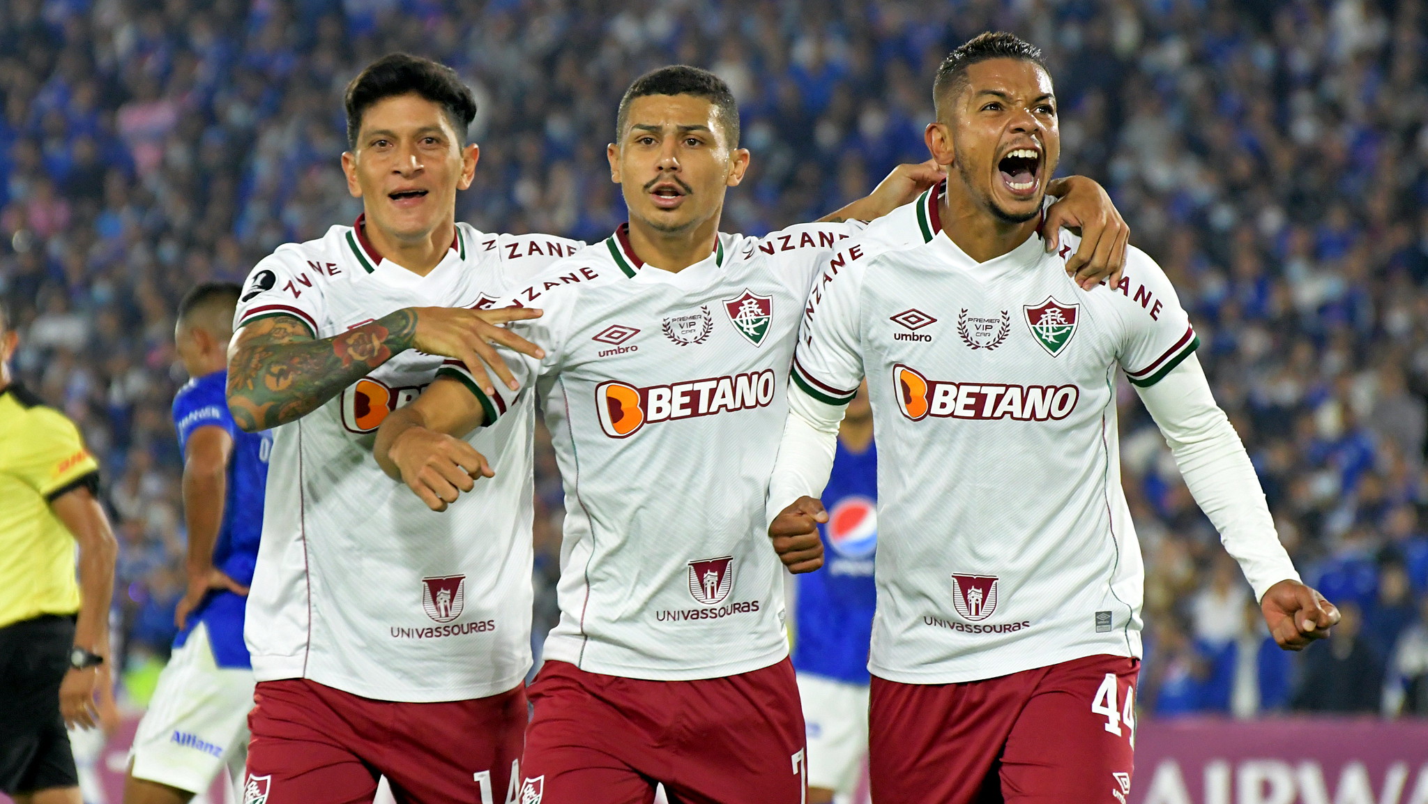  Fluminense estreia com vitória de virada na Libertadores