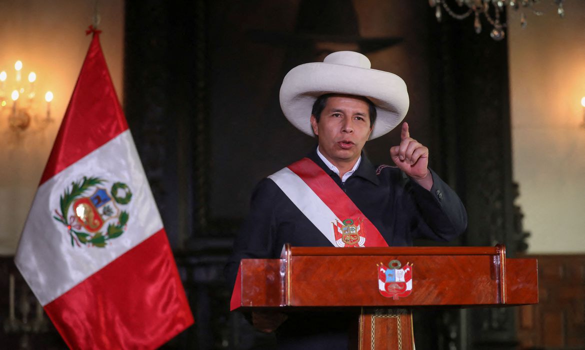  Peru: Congresso aprova processo de impeachment contra presidente