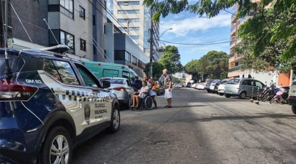  Guardas de Vila Velha atuam em socorro a vítima de enfarte