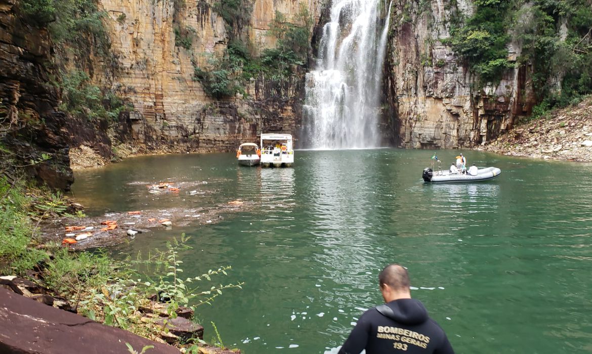  Prefeitura de Capitólio reabre cânions do Lago de Furnas