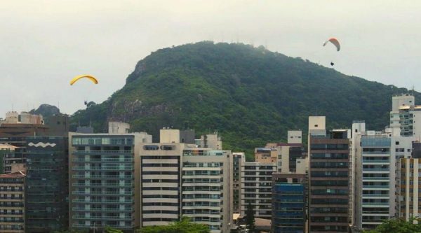  Aeronáutica proíbe prática de voo livre no Morro do Moreno