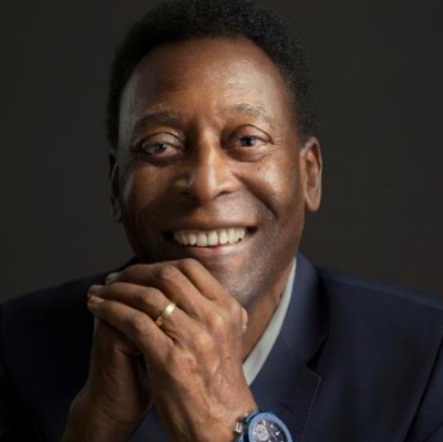  Pelé recebe alta do hospital Albert Einstein