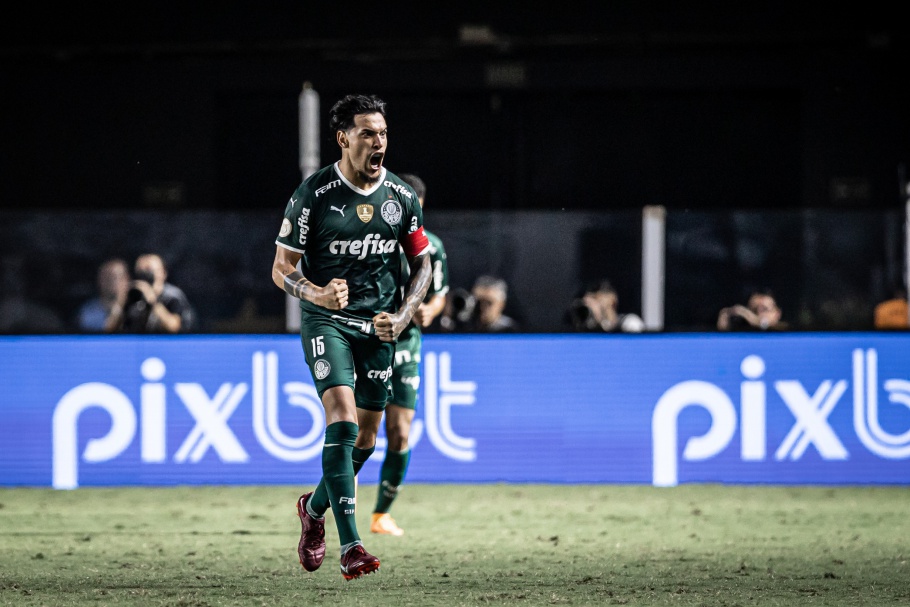  FORA DE CASA, PALMEIRAS VENCE CLÁSSICO CONTRA O SANTOS PELO BRASILEIRÃO