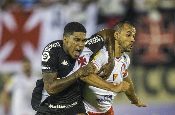  Vasco empata com a Tombense pelo Campeonato Brasileiro