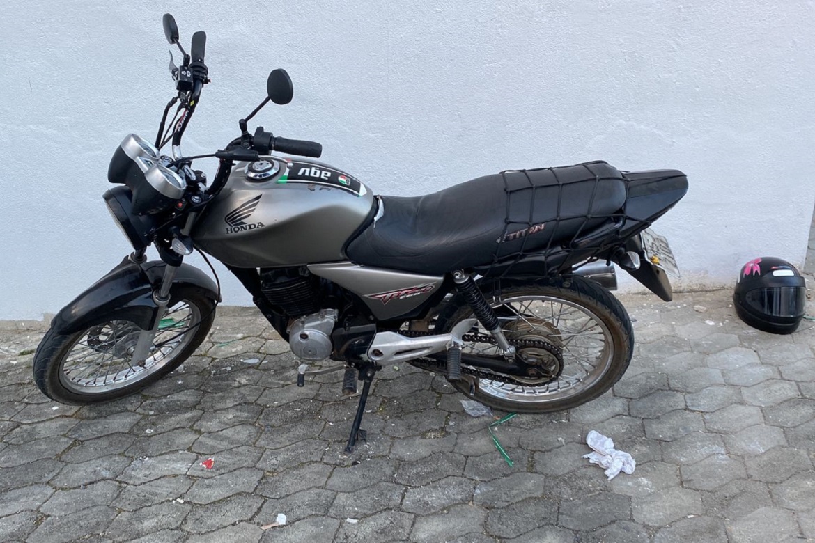  Suspeito é preso em Guaçuí tentando vender moto furtada