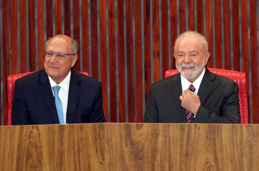  Lula e Alckmin são diplomados no TSE