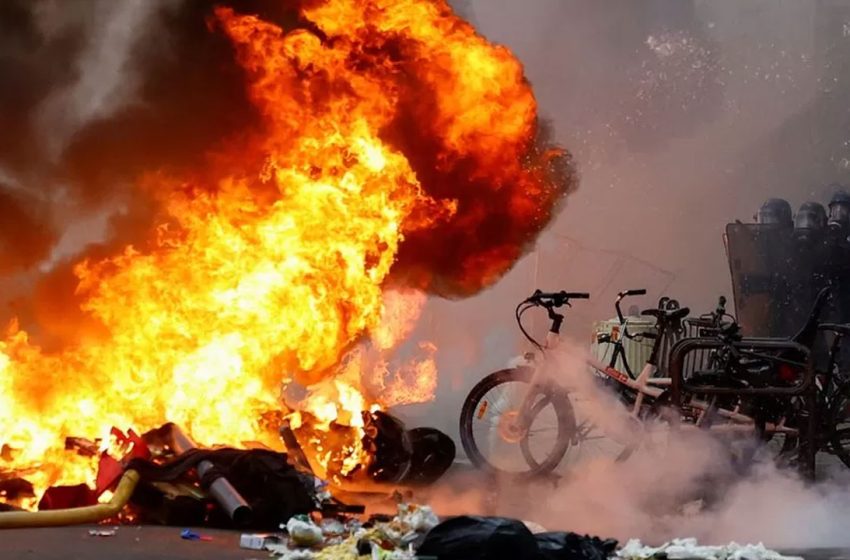  Tiroteio em Paris: protestos após ataque mortal contra curdos