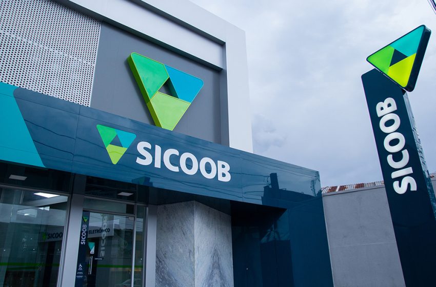  Agência internacional eleva a nota de confiança do Sicoob ES