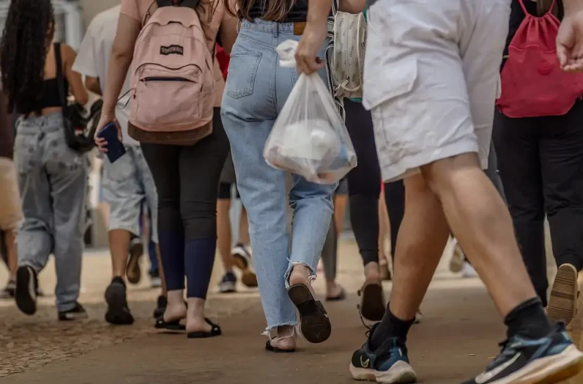  Sessenta estudantes tiram nota mil na redação do Enem