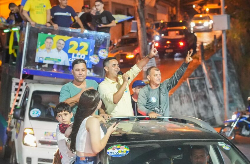  Léo Camargo é recebido com festa no grande Village da Luz