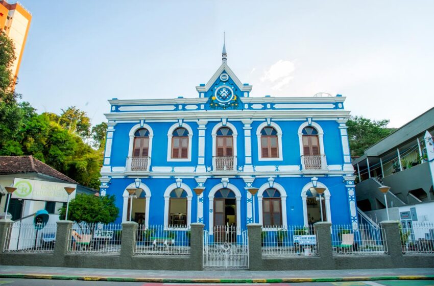  Guimarães Rosa celebra 50 anos de história e excelência no ensino