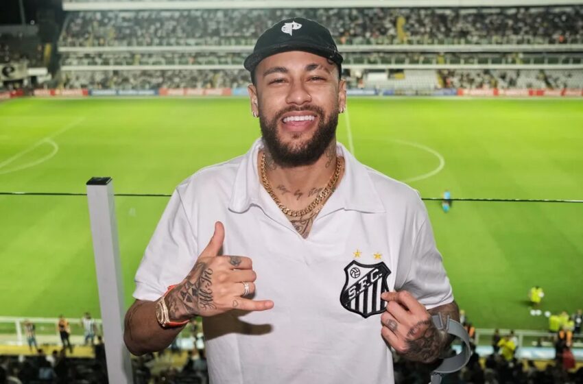  Presidente do Santos anuncia volta de Neymar: “Chegou o momento de construir nossa nova história”